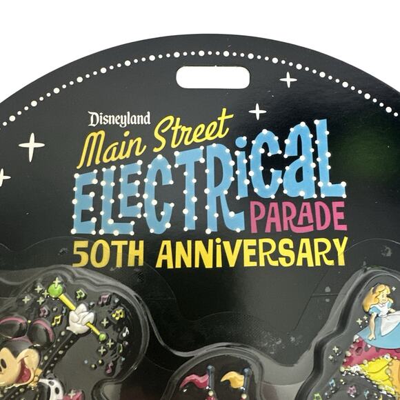 Disney 2022 Main Street Electrical Parade 50th Spirit Jersey size M and Magnets - Picture 8 of 10